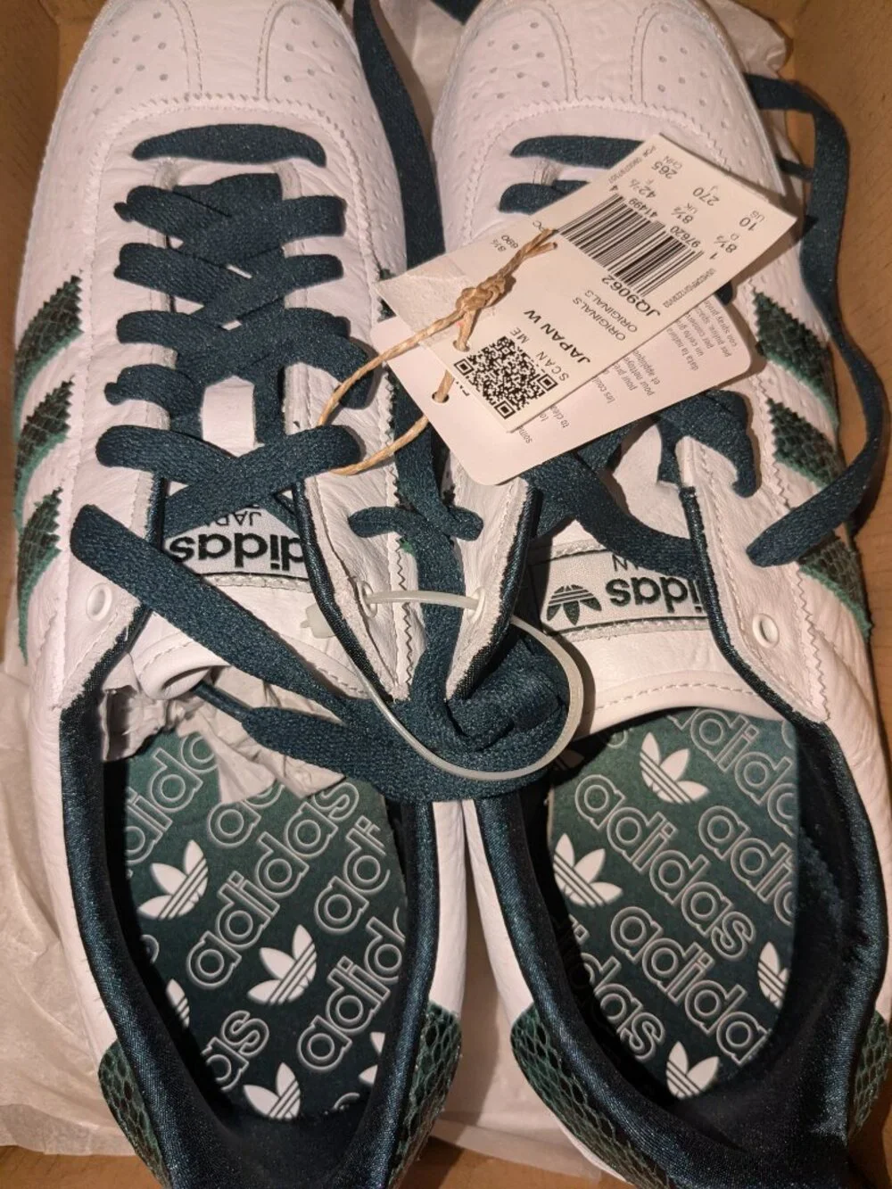 adidas low profile